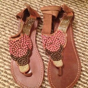 PRICE LOWERED👠👠👠 adorable Steve Madden sandals