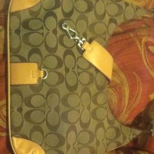 💯% authentic coach purse