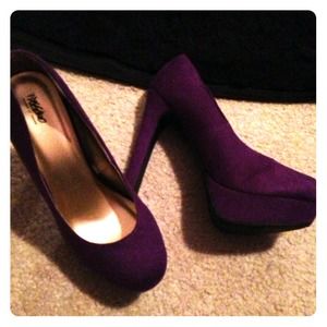 Purple platform suede heels