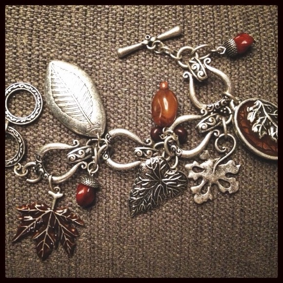Pewter Fall Charm Bracelet 🍁