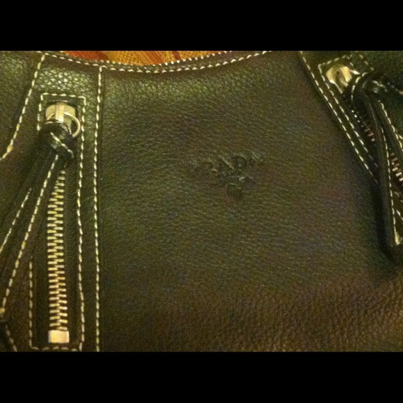 Prada purse - Picture 2 of 5