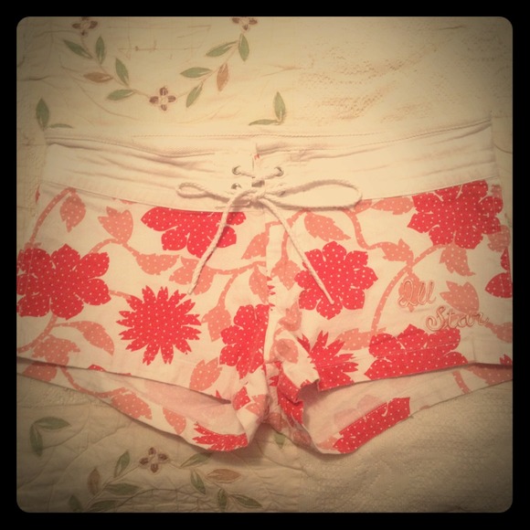 Very CUTE Converse Beach Shorts