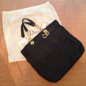 BNWT Authentic DIOR soft lady leather handbag/tote