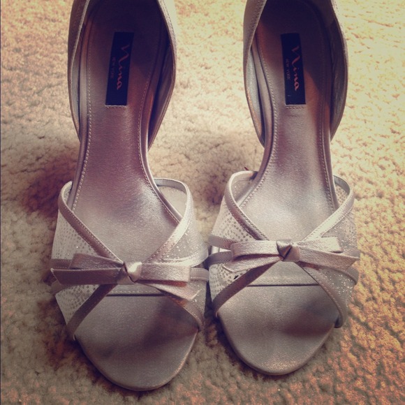 Silver Nina 2.5" heels