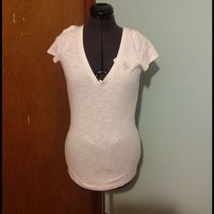 Abercrombie Fitch V-Neck {White}