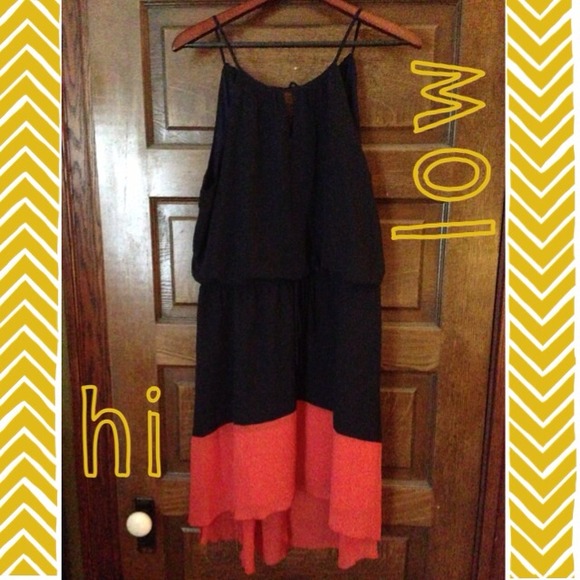 Enfocus Studios Dresses & Skirts - Color block hi low dress