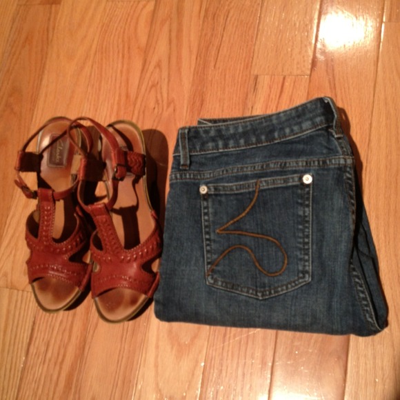 💋SOLD💋  Simply Vera Wang jeans