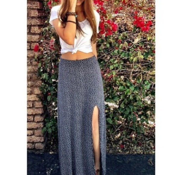 ❌ Not Available ❌ Cream floral Guiliana skirt - Picture 3 of 4