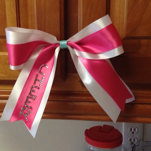 Custom Hair Bows ! - Picture 3 of 4