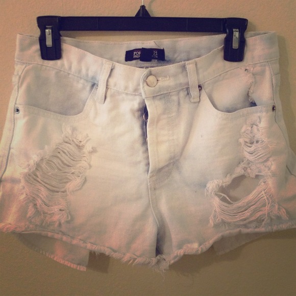 High wasted shorts.