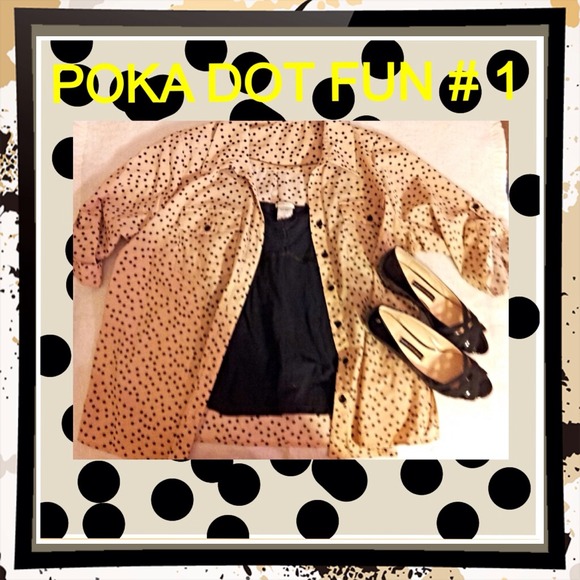 SOLD Poka Dot Top👙 💎HP 12/15/13💎 - Picture 3 of 4