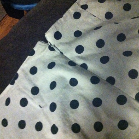 poka dot high waisted shorts! - Picture 3 of 4