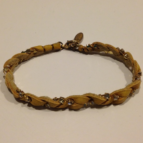 Vest/Bag/Bracelet Bundle - Picture 2 of 2