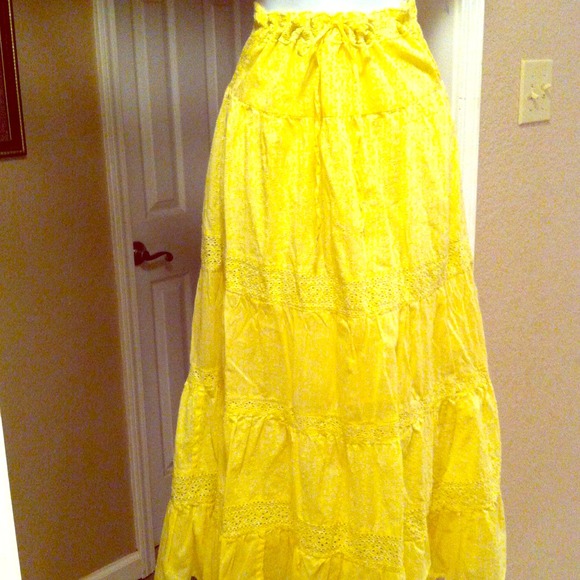 SUNSHINE YELLOW😃😃😃skirt