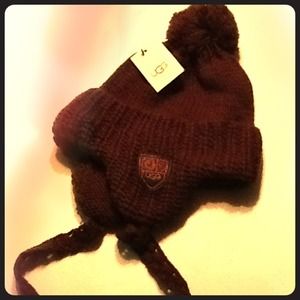 Authentic"Ugg" knitted,w/ tags"Reduced"
