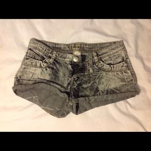 Grunge {Black} Shorts