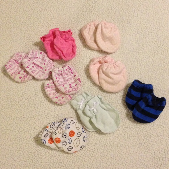 Newborn Mittens Bundle (8)