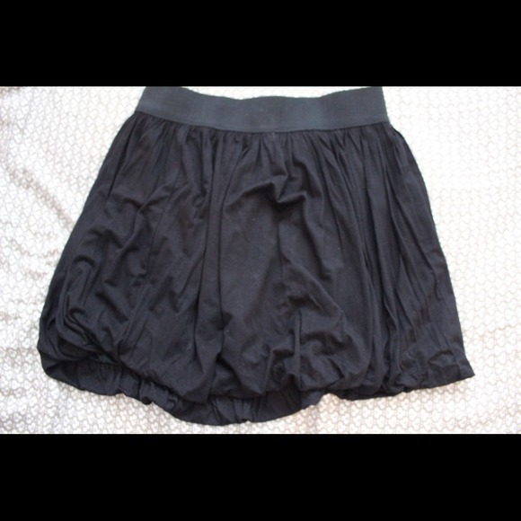 F21 Black Bubble Skirt