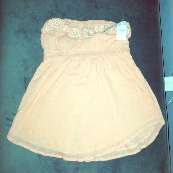 O'Neil tube top- peach