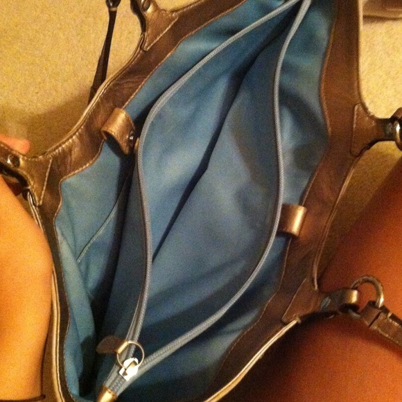 Authentic coach bag! - Picture 2 of 3