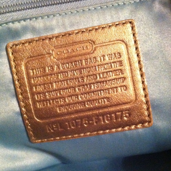 Authentic coach bag! - Picture 3 of 3