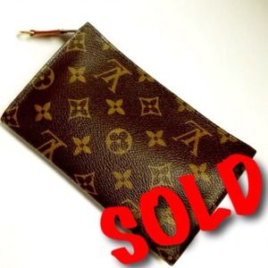 🍁SOLD LOCALLY🍁 Auth Louis Vuitton Cosmetic Pouch