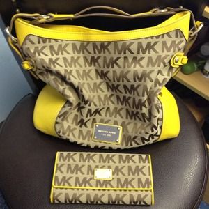 Michael Kors purse & wallet