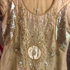 Pakistani wedding clothes