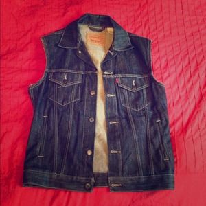 Levi's jean vest for guys!