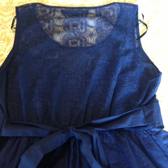 Royal blue lace back tank - Picture 4 of 4