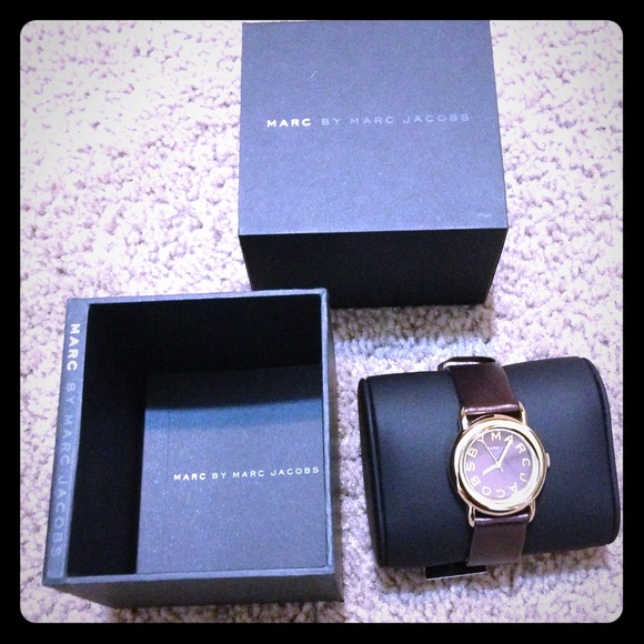 💢Not Available 💢👍Marc by Marc Jacobs watch 👍