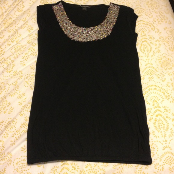 Embellished cap sleeve black tee