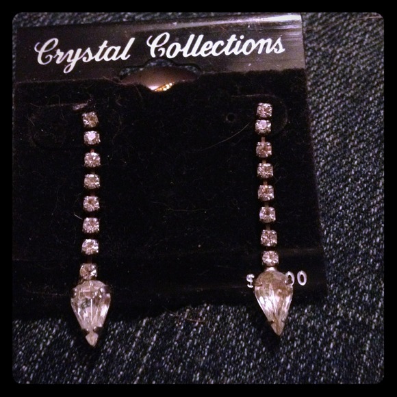 Sterling silver crystal earrings! Elegant and sexy