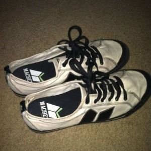 Macbeth vegan low top sneakers (men's 9.5)
