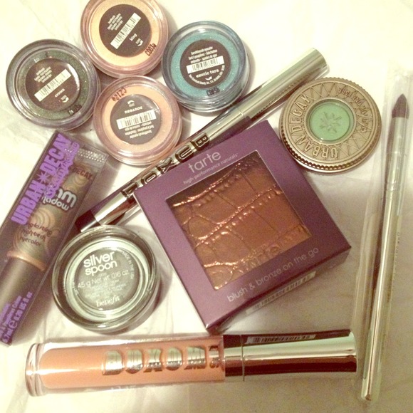 Various makeup trade