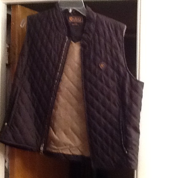 Black and Tan quilted Ariat vest