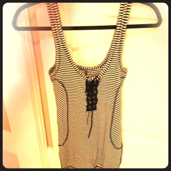 *Free People* Black & White Lace-Up Tank!!!