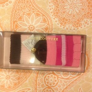 Juicy Couture Pop Top Mittens