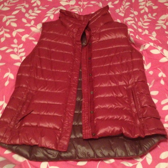 GAP bubble vest