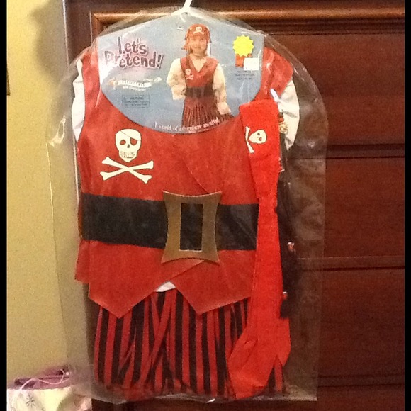 Girls toddler pirate costume.  New