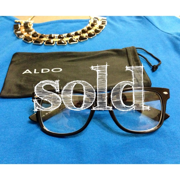 🎀 BUNDLED for @lovebug90 Geek Chic Glasses