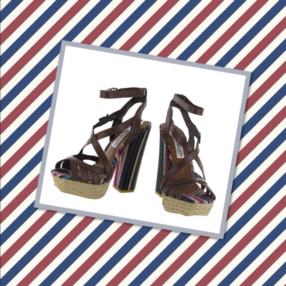 Aztec style fabric, leather straps, suh-WEET!! - Picture 2 of 2