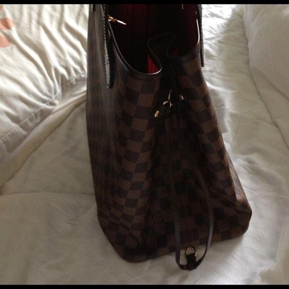 ⛔SOLD⛔. Lv neverful gm.NEW .100% authentic - Picture 4 of 4