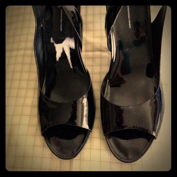 Sold- Bundle-Black patent peep toe Slingbacks!