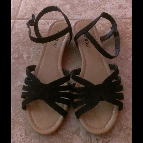 Gladiators size 6 1/2