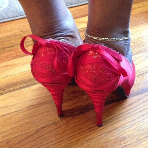 Bakers red pumps. SZ 8.5