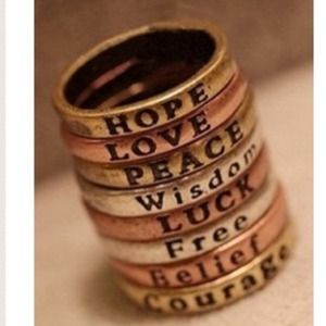 LOVE inspirational ring💗💕❤💋
