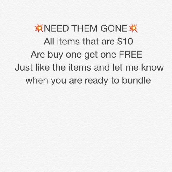 🚫SOLD🚫 BOGO FREE🎀 - Picture 3 of 3