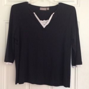 Black 1/2 sleeve top