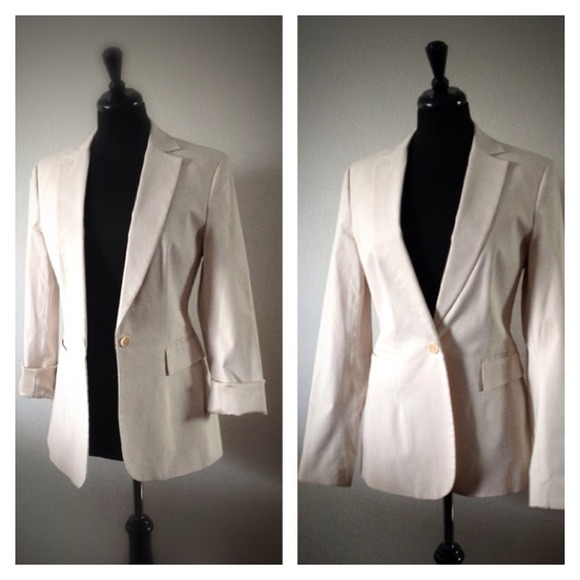 Reserved- EXPRESS Blazer Jacket in Off White